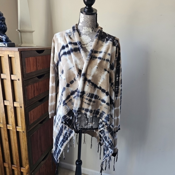 Soft Surroundings tie dye fringe hem cardigan PM - Picture 2 of 9